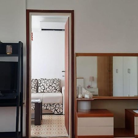 Apartman Iris Split Appartement Buitenkant foto
